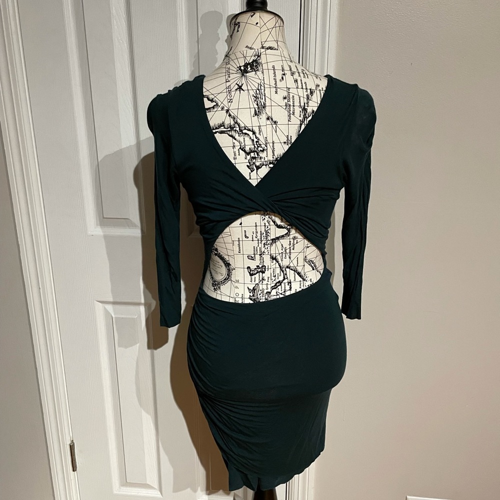Bailey 44 Cutout Vintage y2k Twist Keyhole open back Draped emerald mini fit S